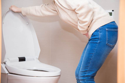 便が細い、血が混じる、それって大腸がんのサイン〜便通異常と大腸がんの関係を消化器病専門医が解説のアイキャッチ画像